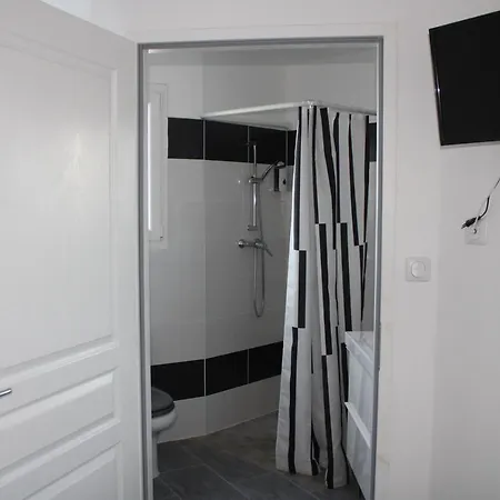 Gæstehus Chezmarcathy *